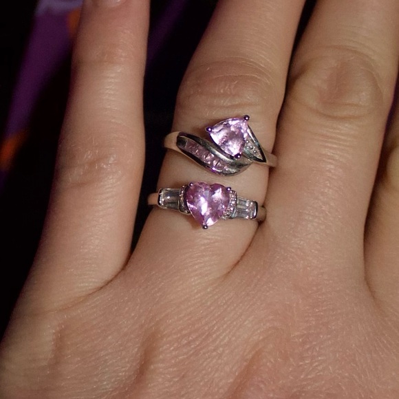 Ring Lot 🩷🌹 - Picture 2 of 4